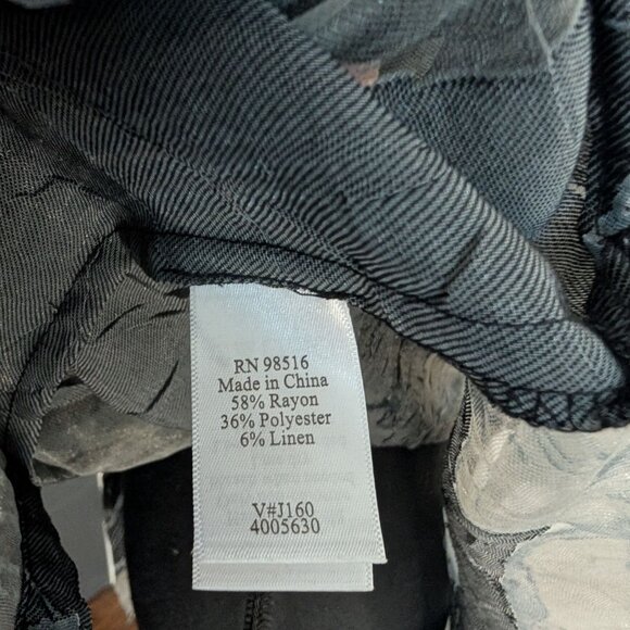 Coldwater Creek Sheer Black & Gray Floral Crinkled Button-Up Shirt - PM (10-12) - Picture 10 of 11
